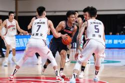 爱游戏官方网站-集结日深圳男篮备战国王杯；绝杀压哨细节曝光；引发热议；临场指挥获称赞的简单介绍-爱游戏官方网站