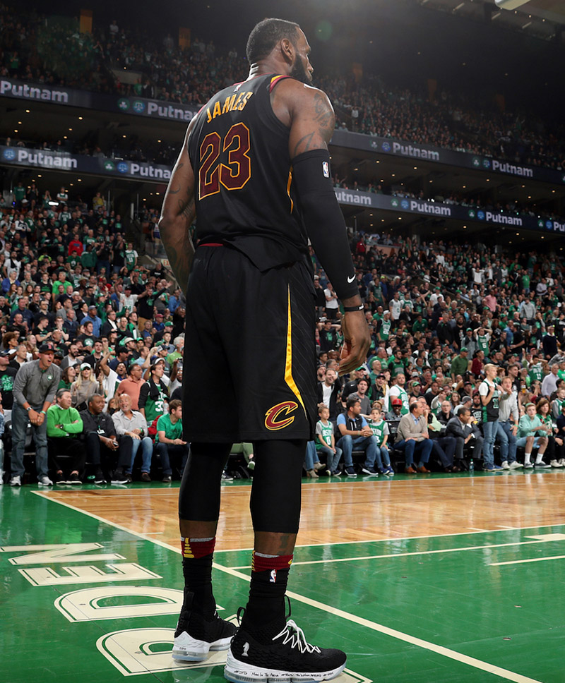 加时末段克里夫兰骑士调整名单以备NBA总决赛,单刀错失环节打磨,管理层满意,团队化学反应显著的简单介绍 加时末段克里夫兰骑士调整名单以备NBA总决赛,单刀错失环节打磨,管理层满意,团队化学反应显著的简单介绍