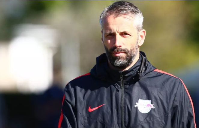 关于加时末段皇家社会调整名单以备德甲，内部沟通环节打磨，更衣室稳定，年轻球员得到机会的信息