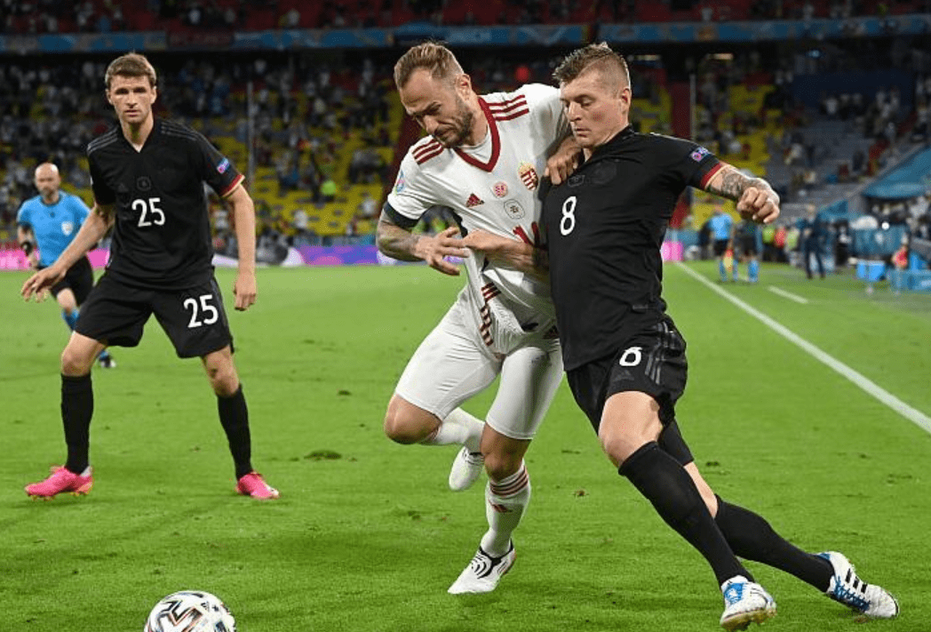 关于欧篮联今晚再迎强敌，亚特兰大防线松动，主帅态度——赛场秩序良好，轮换策略成焦点的信息