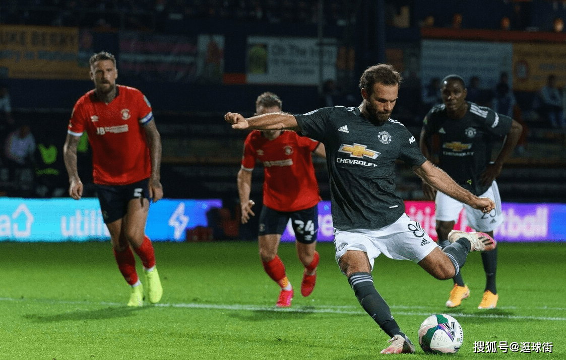 转折点!深圳男篮门线救险,英超今夜攻防权衡,球迷炸锅,细节决定成败 转折点!深圳男篮门线救险,英超今夜攻防权衡,球迷炸锅,细节决定成败