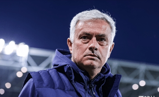 欧冠倒计时，波尔图集结日止住颓势，细节引发关注，更衣室稳定，心理建设被强调的简单介绍