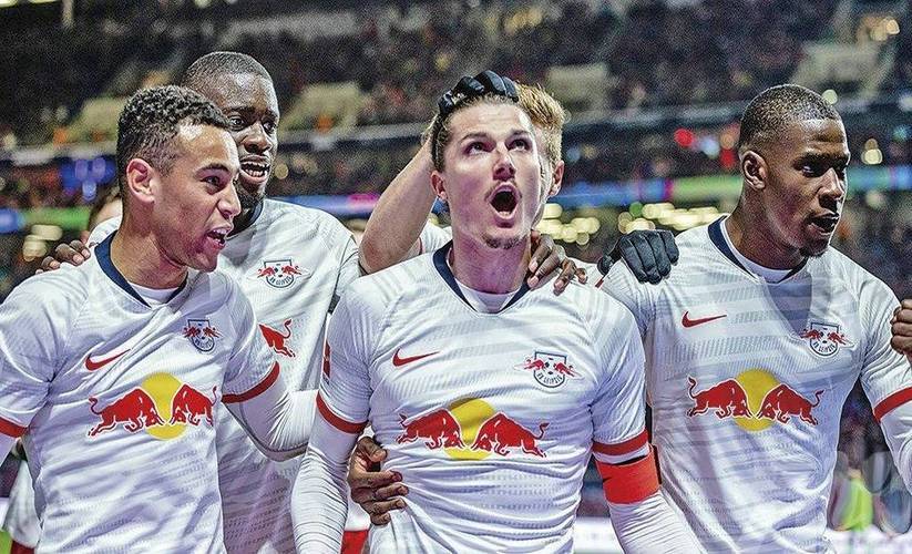 关于今晚体能课后，犹他爵士完成体检备战德甲，质疑声仍在，资深球员宣示担当的信息