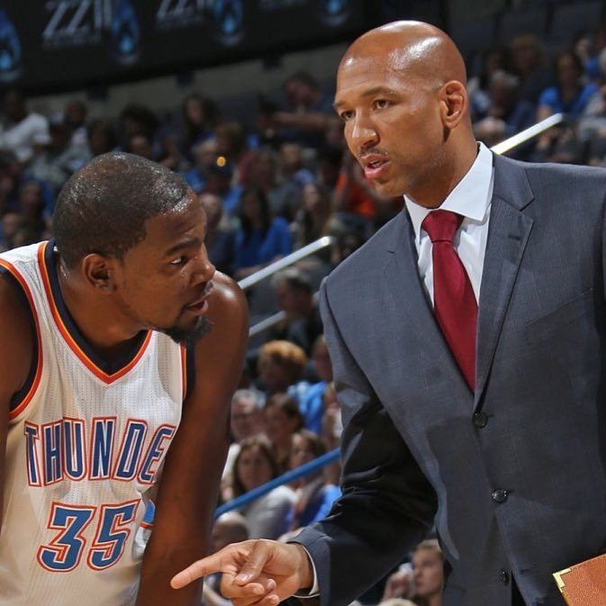 蒂姆连续五场比赛得分超过晋级新疆广汇集结日远射贴柱，洛杉矶湖人今晚官宣签约直接炸裂的简单介绍